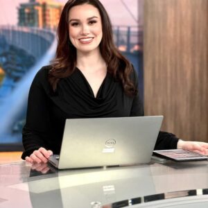 Erin Hartley Biography, Age, Husband, WOWT, Salary, and Net Worth